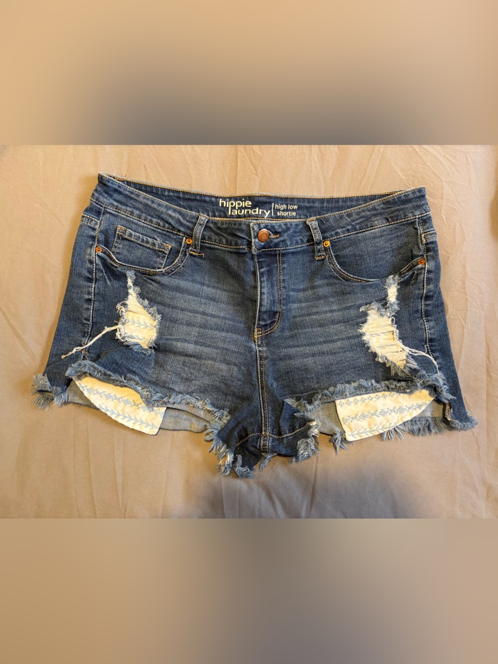 Hippie Laundry Women's Distressed short Denim Shorts - Blue size 15